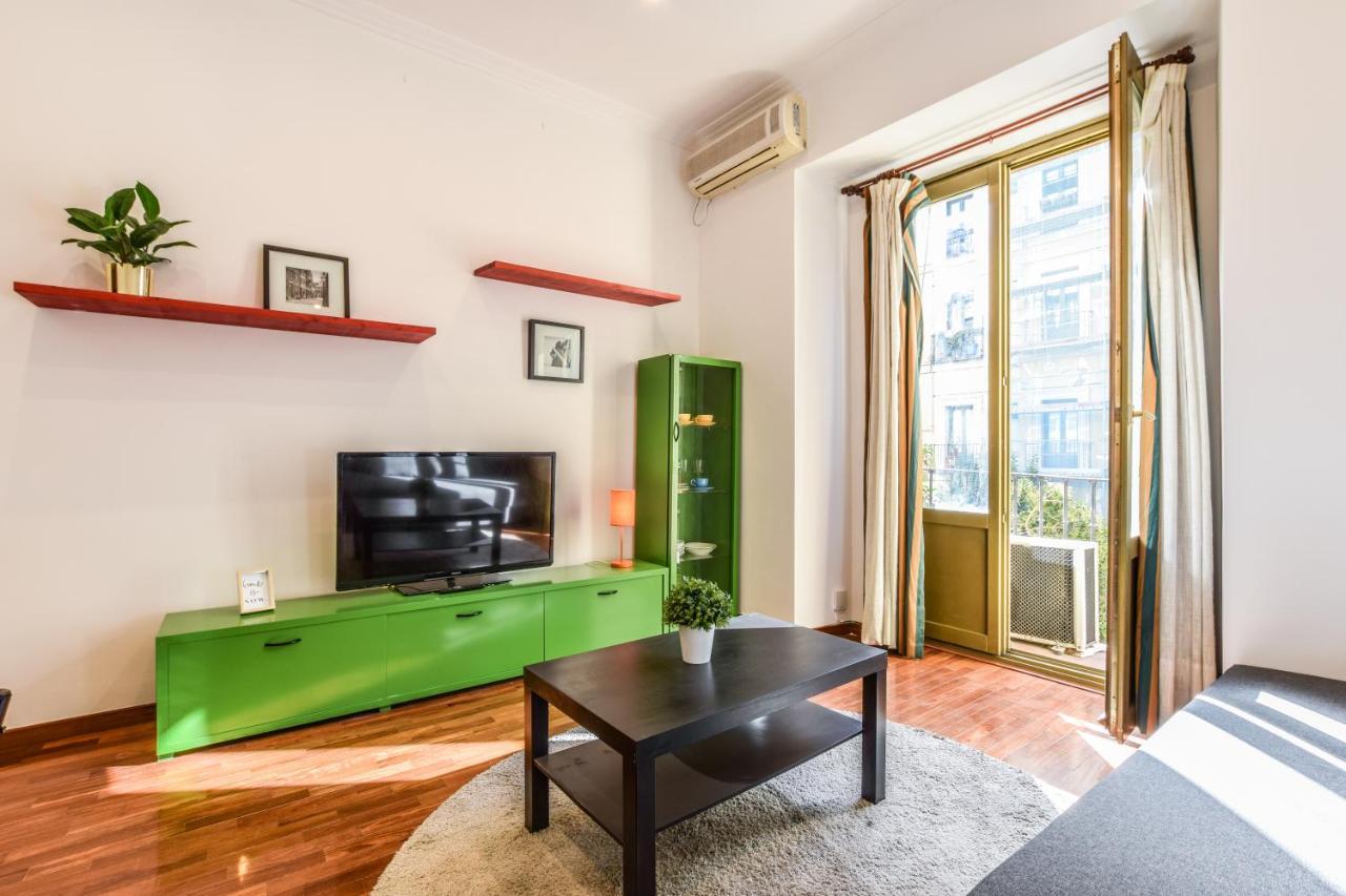 Apartamento Puente De Segovia Madri Exterior foto