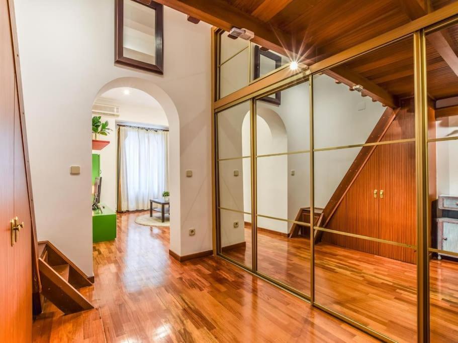 Apartamento Puente De Segovia Madri Exterior foto